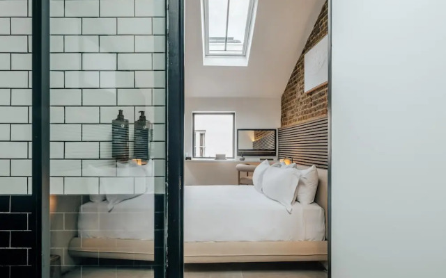 The Primrose Mews in Greater London