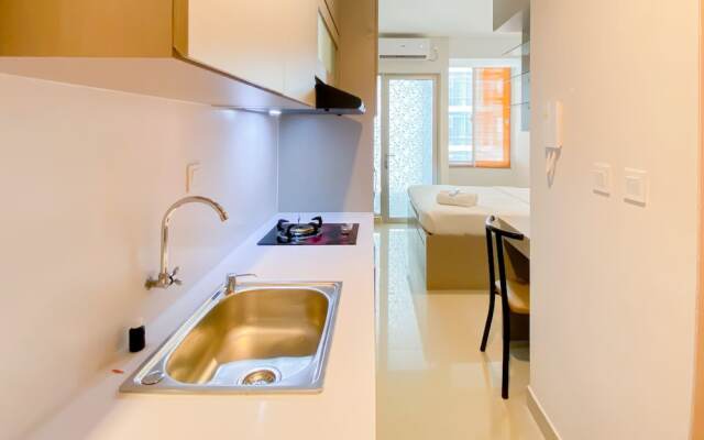 Cozy Stay Studio At Tamansari Iswara Apartment