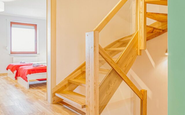 Beautiful Home in Mielno With 5 Bedrooms and Wifi