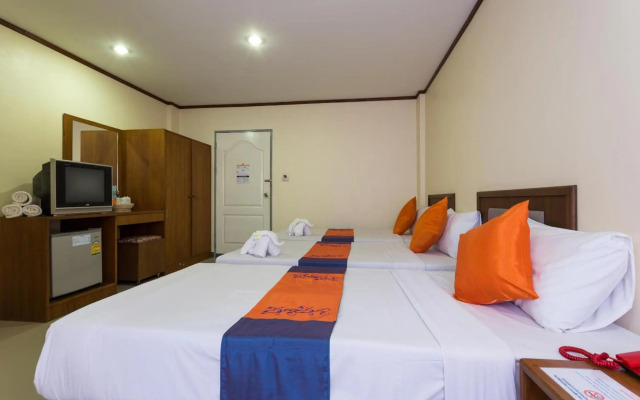 Khunyuw Hotel