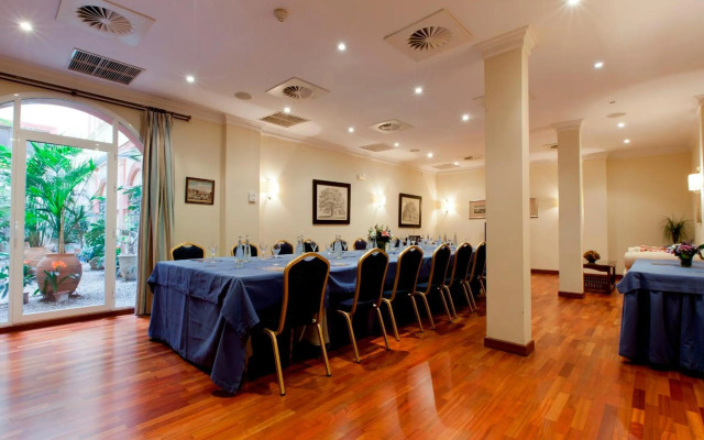 Hotel Doña Maria