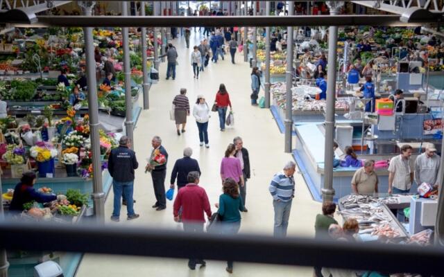 Galante Beach Apartment wi fi Private Parking