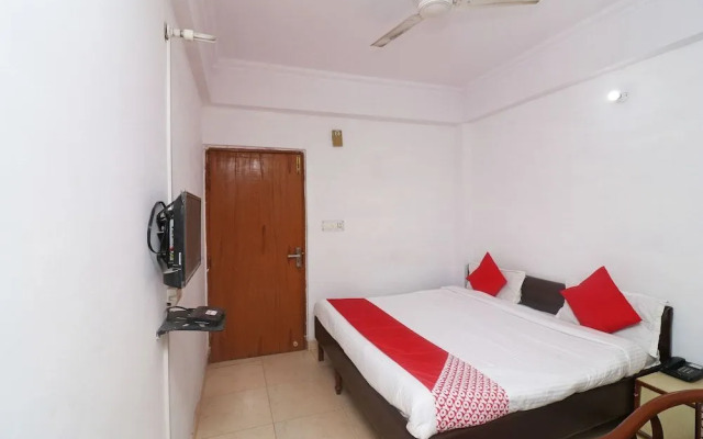 Oyo 24680 Hotel Devansh