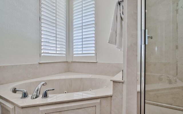 Ocean Blvd - Sand Dollar