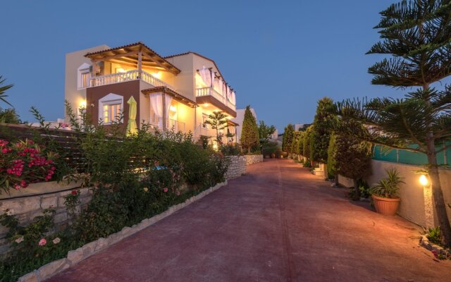 Only 800M From The Sea & Shops, Apollon Side