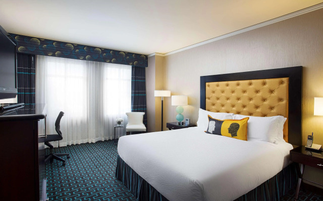 Juniper Hotel Cupertino, Curio Collection by Hilton