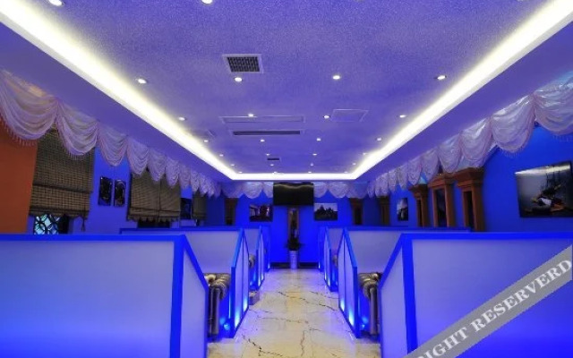 Shangshan He Li Yunqi HotSpring Hotel