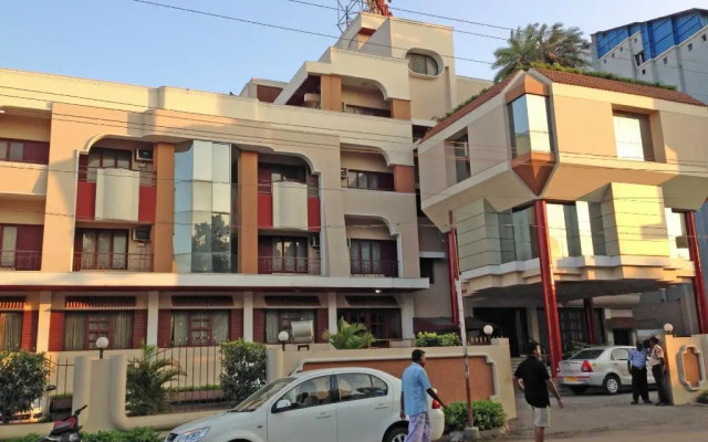 Hotel Gnanam