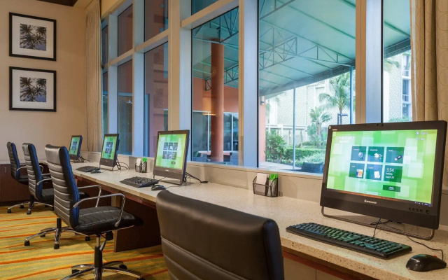 Courtyard by Marriott Miami Airport
