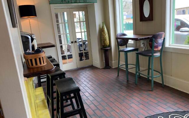 The Charlotte Hotel & Restaurant