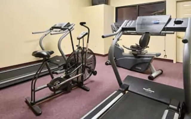 Ramada Sparta/At Speedway