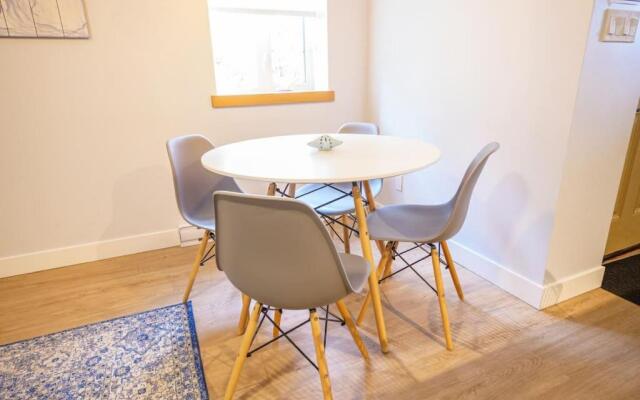 Storm Bay, Modern 1 Bed Suite and Chefs Kitchen