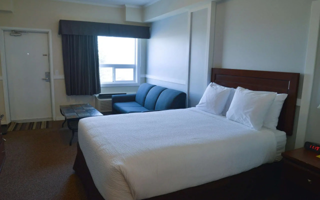 Days Inn by Wyndham Lamont