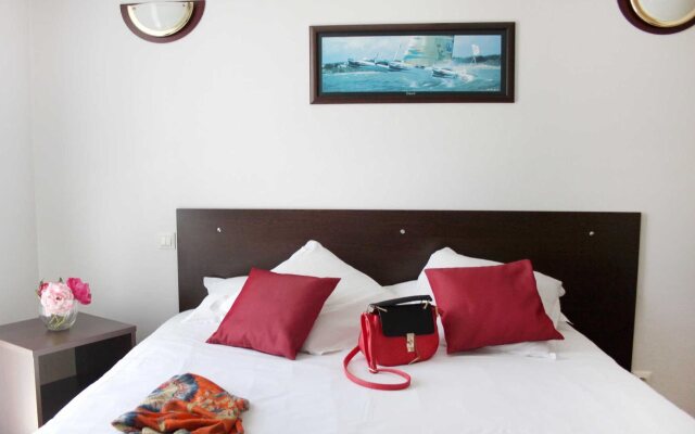 Comfort Suites Pau Idron
