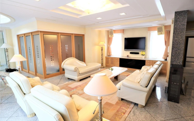 Sapporo Luxury House – Guest Rooms – Sapporo