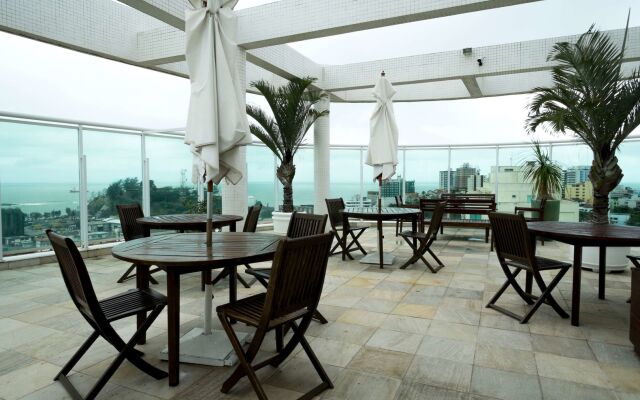 Golden Tulip Macaé