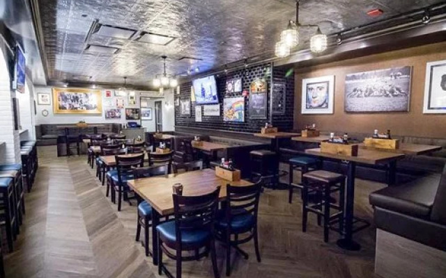 Club Quarters Hotels, Central Loop - 5 Nights, Chicago, USA