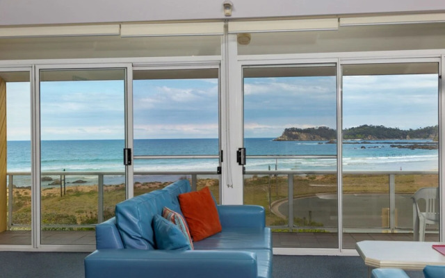 Retreat Beside The Beach - Unit One