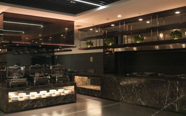 Hyattin Hotel
