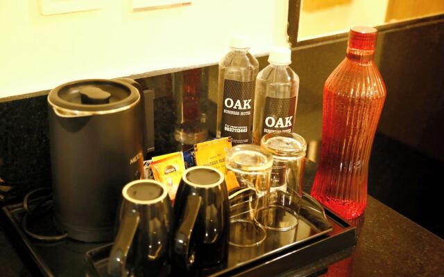 Oak Business Hotel