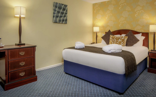 Oxford Witney Hotel