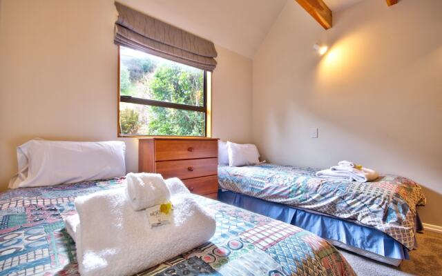 Woodlands Close Retreat