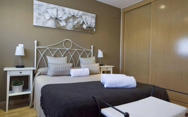 Apartamentos APR Numancia