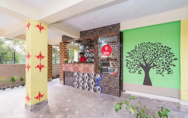 OYO 10919 Amar Raj Rooms