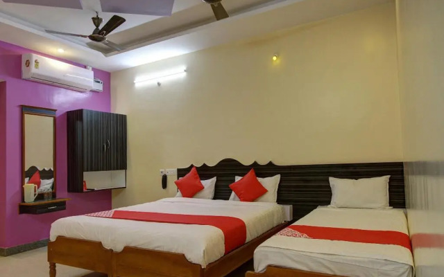 K S Residency By OYO Rooms