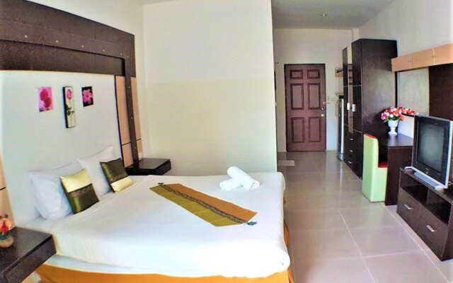 OYO 792 Omsaga Phuket Hotel