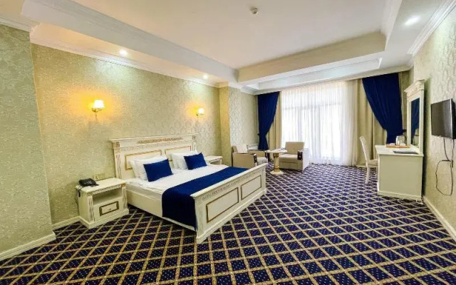 Premier Palace Apartment 1 Br Ggi