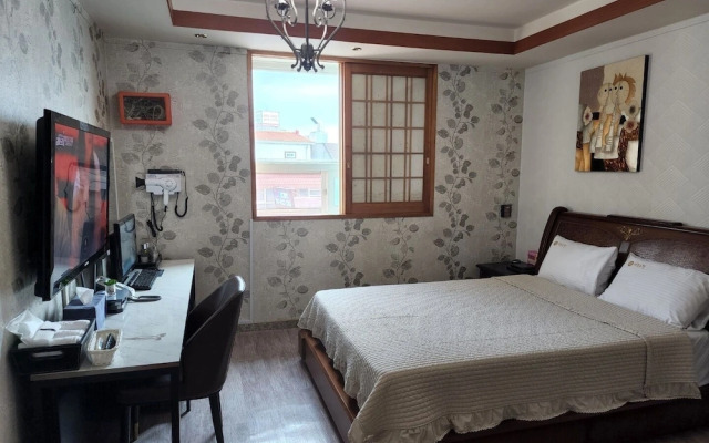 Andong Hotel