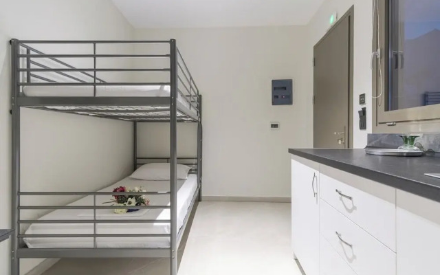 Aura Luxury Suites - Olympiada Cozy Getaways