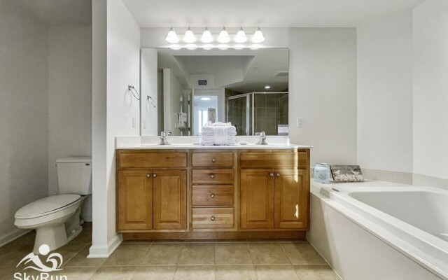 Picture Perfect 2 Bedroom Condo by RedAwning