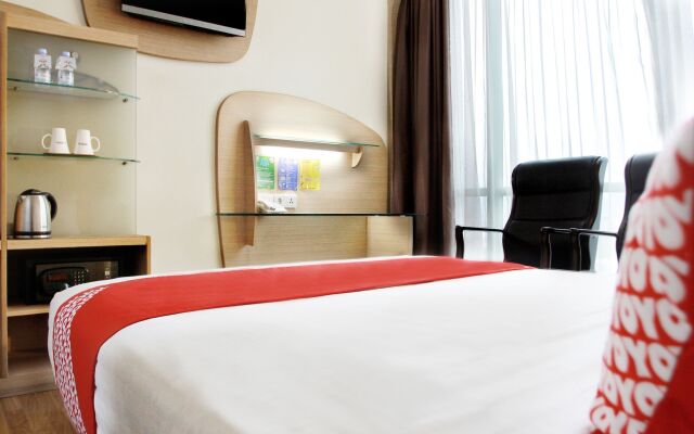 Business Hotel Tomang