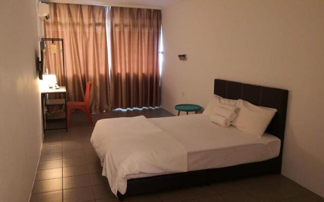 G Star Motel