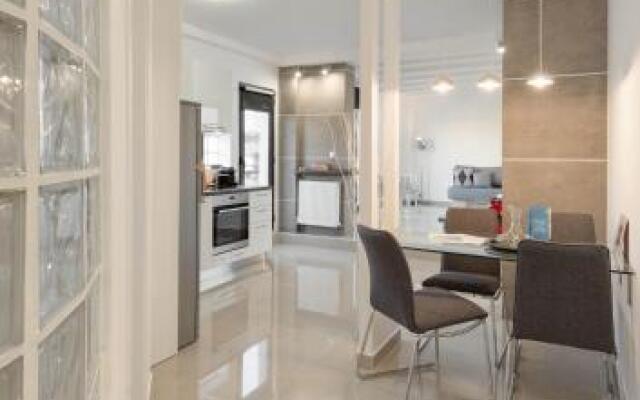 Ace Location | Luxury Building