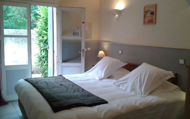 Logis Hôtel Le Domaine de la Régalière