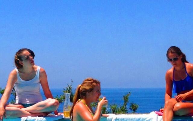 Paradise Beach Hostel