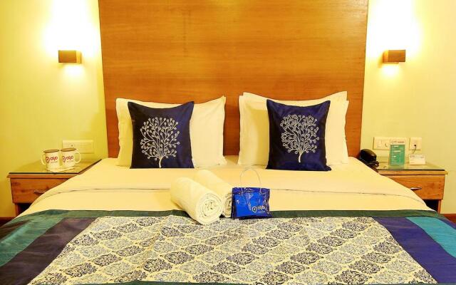 OYO 2158 Hotel SN