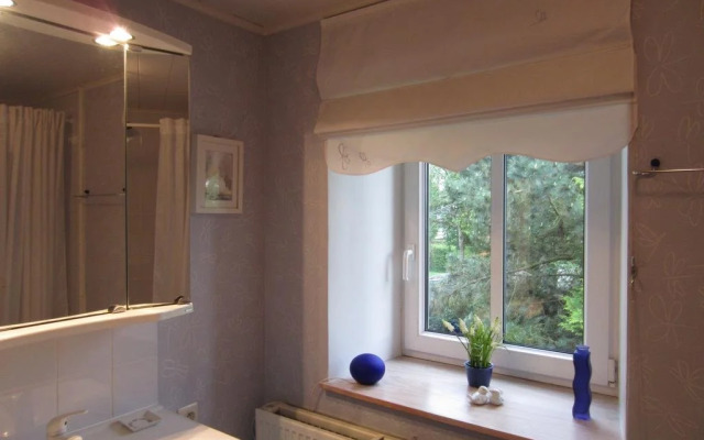 Au Jardin De Mon Père