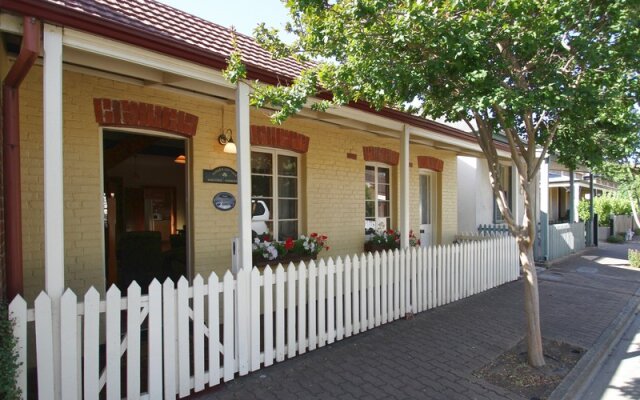 Adelaide Heritage Cottages & Apartments