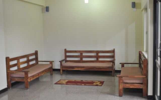 Hotel B M Shree Residency