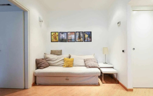 SV18C Charming modern flat S Ambrogio