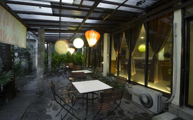 RedDoorz Apartment @ Cilandak