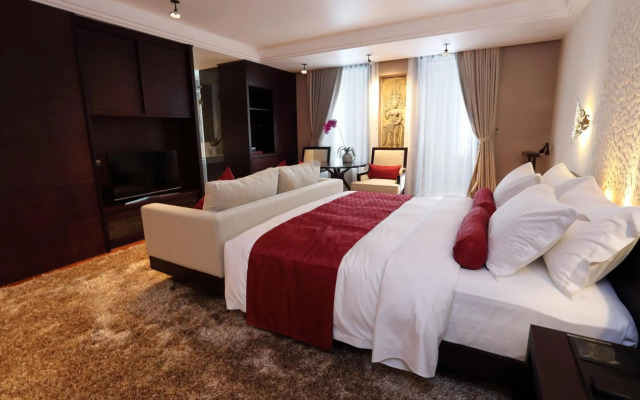 Arunreas Hotel