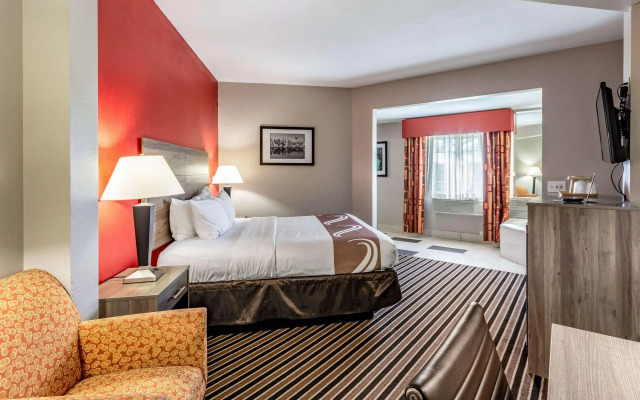 Quality Suites I-44