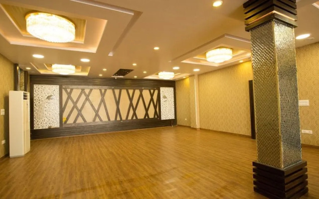 White Mushroom hotel - V Inn