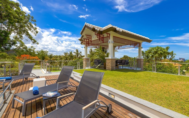 Luxury Mansion 6 BR on Golf Course JB