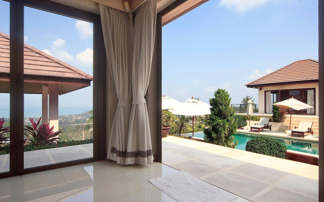 Baan Napoli Luxury Villa